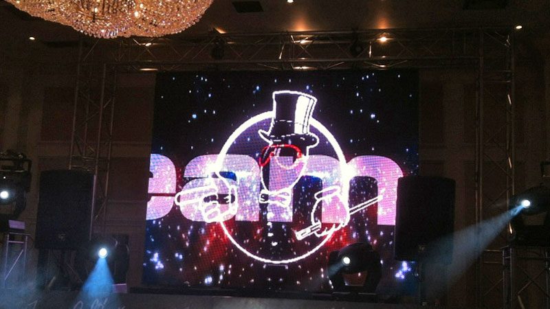 You are currently viewing Thistle Hotel LED video wall hire