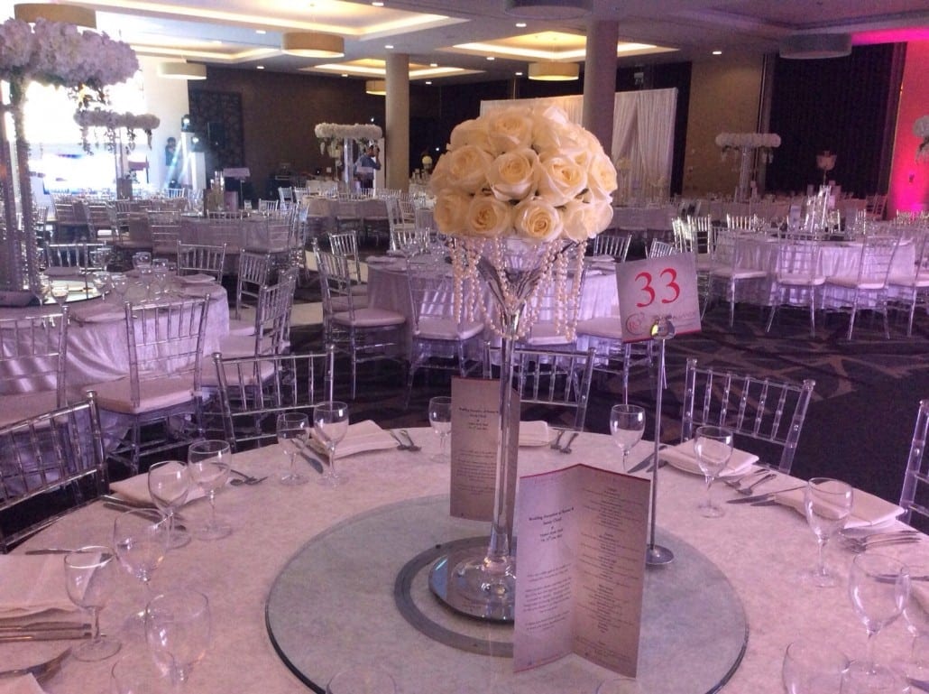 Centrepiece hire London Table decorations & Centrepeices for Weddings